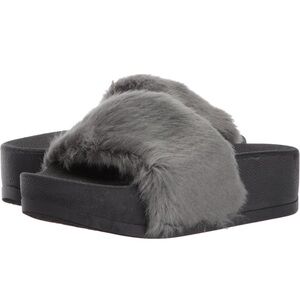 LNWOB Steve Madden, Softey-P Slide Sandal, Grey, 6 M US